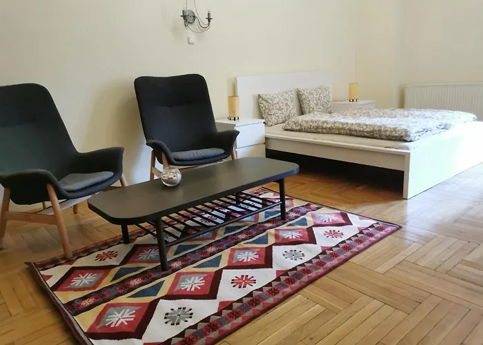 Andrassy Apartmán *